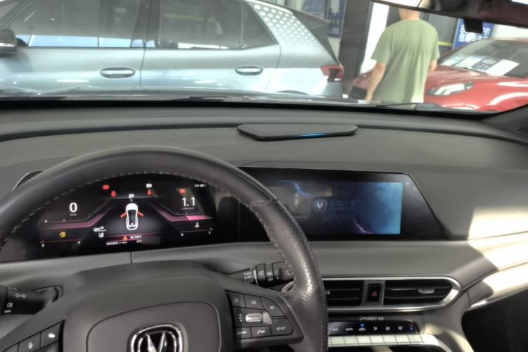 Used CHANGAN UNI-T 2020 1.5T Flagship Version Center Console