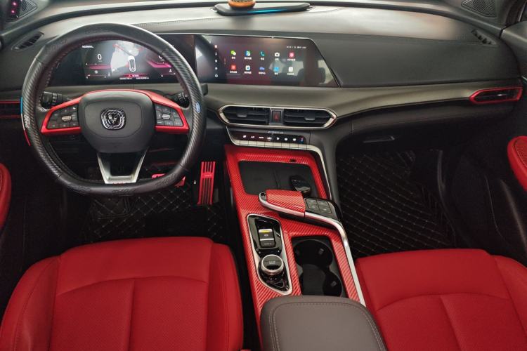 Used CHANGAN UNI-T 2020 1.5T Flagship Version Center Console