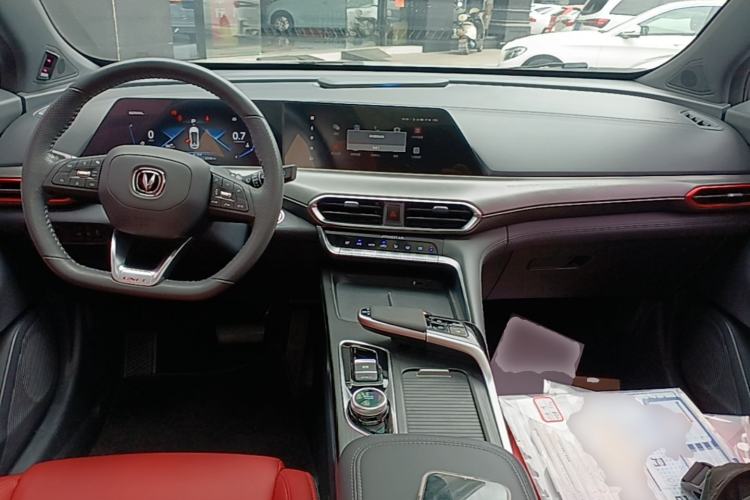 Used CHANGAN UNI-T 2020 1.5T Flagship Version Center Console