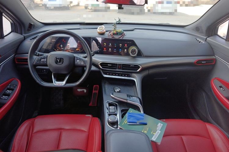 Used CHANGAN UNI-T 2020 1.5T Flagship Version Center Console