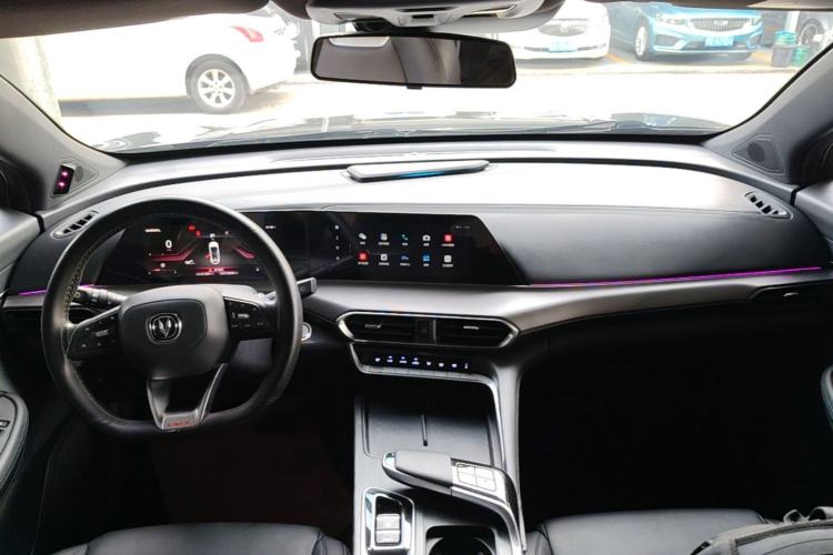 Used CHANGAN UNI-T 2020 1.5T Flagship Version Center Console