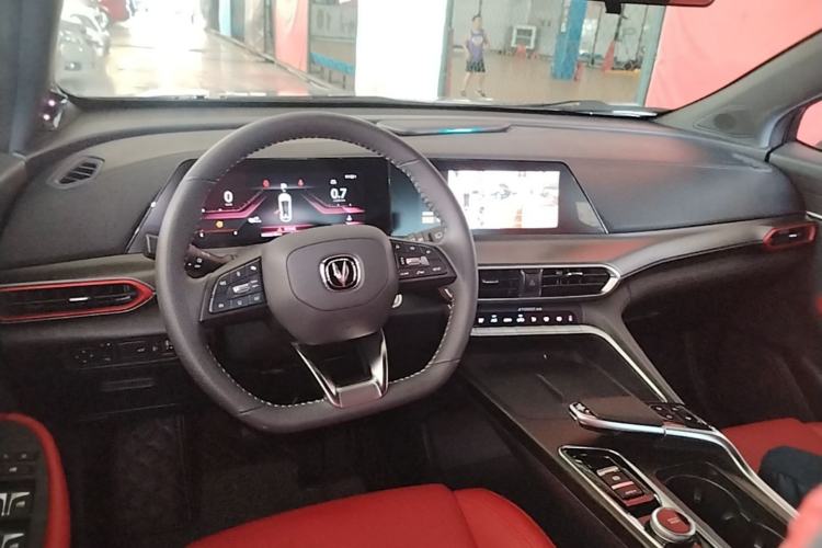 Used CHANGAN UNI-T 2020 1.5T Flagship Version Center Console