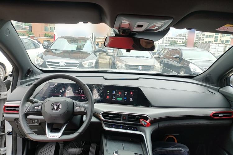 Used CHANGAN UNI-T 2020 1.5T Prestige Version Center Console