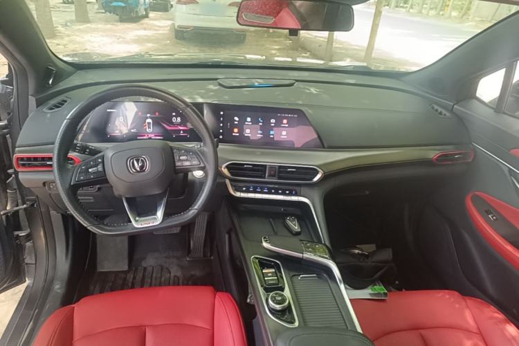 Used CHANGAN UNI-T 2020 1.5T Prestige Version Center Console