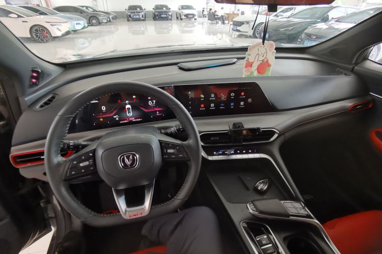 Used CHANGAN UNI-T 2020 1.5T Flagship Version Center Console