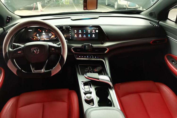 Used CHANGAN UNI-T 2020 1.5T Flagship Version Center Console