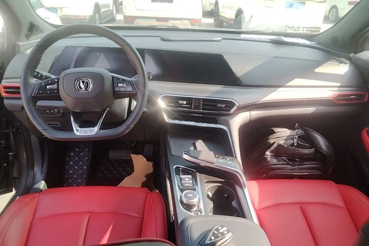 Used CHANGAN UNI-T 2020 1.5T Flagship Version Center Console