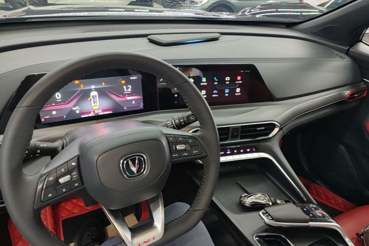 Used CHANGAN UNI-T 2020 1.5T Flagship Version Center Console