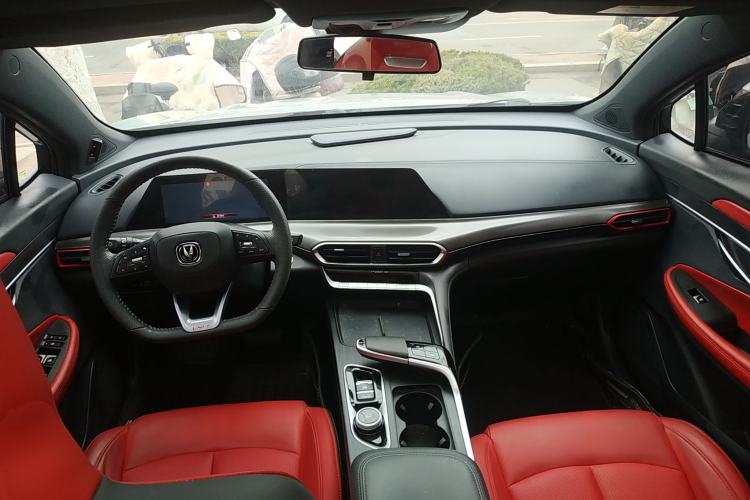 Used CHANGAN UNI-T 2020 1.5T Flagship Version Center Console