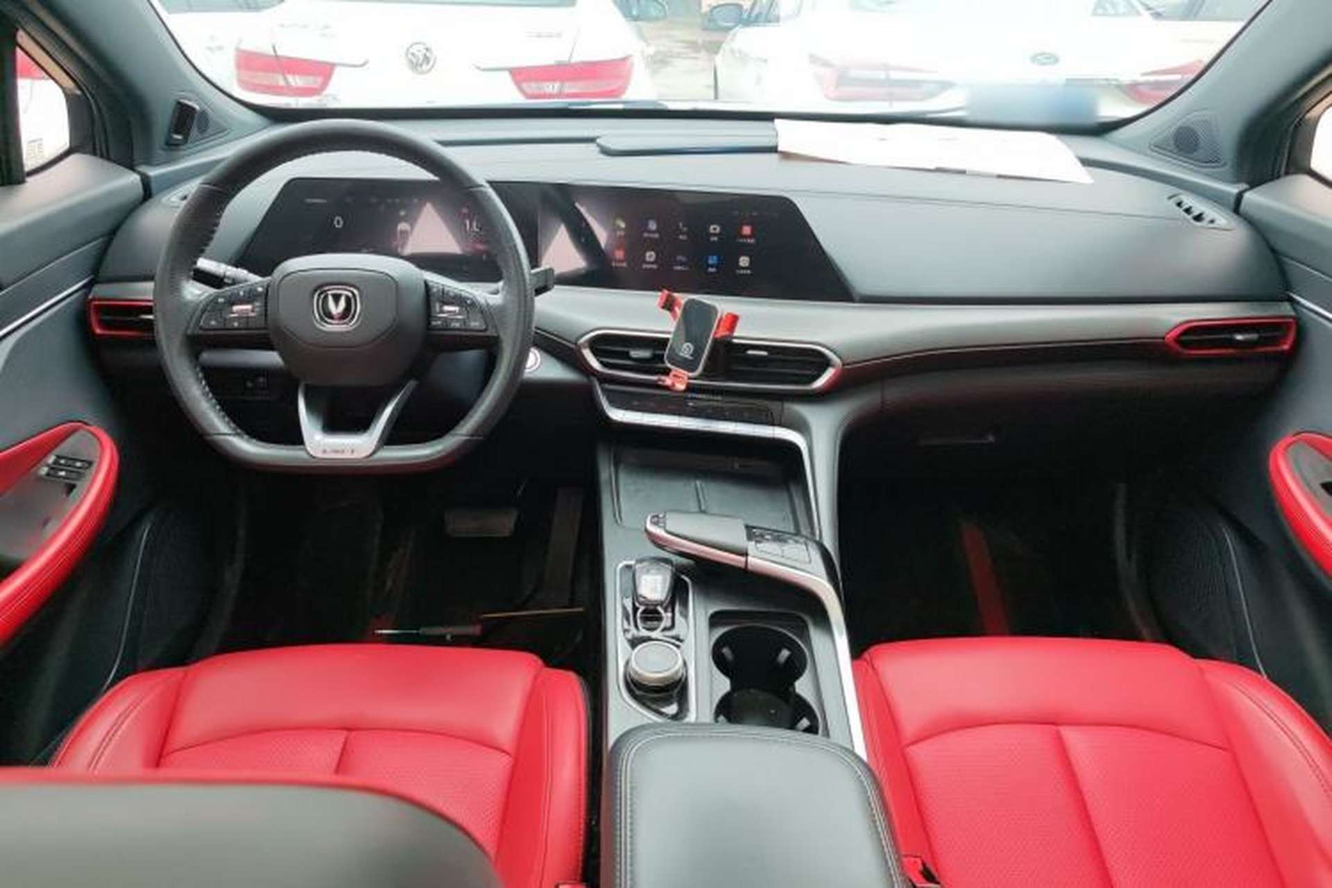 Used CHANGAN UNI-T 2020 1.5T Prestige Version Center Console