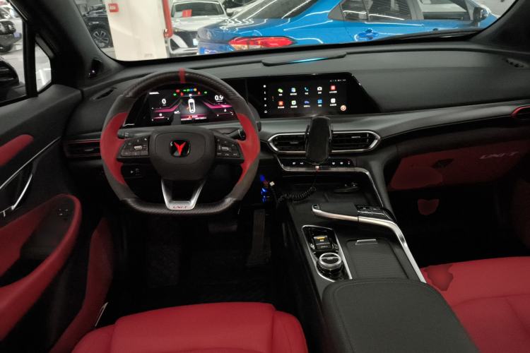 Used CHANGAN UNI-T 2020 1.5T Prestige Version Center Console
