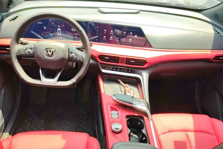 Used CHANGAN UNI-T 2020 1.5T Flagship Version Center Console
