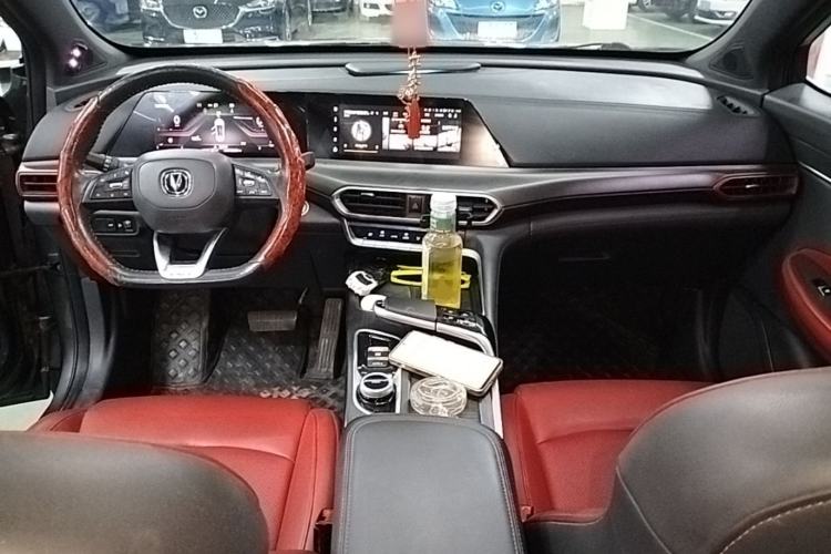 Used CHANGAN UNI-T 2020 1.5T Flagship Version Center Console