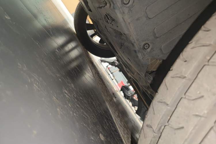 Used CHANGAN UNI-T 2020 1.5T Prestige Version Chassis Front Left