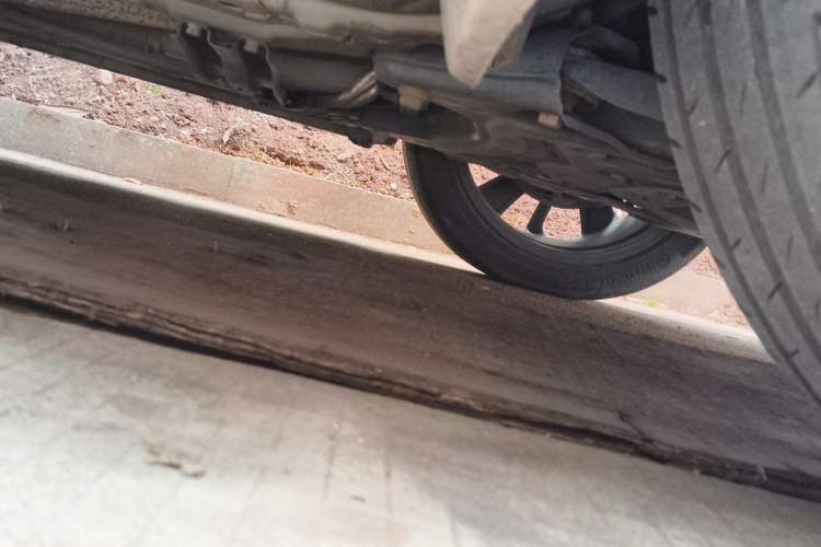 Used CHANGAN UNI-T 2020 1.5T Prestige Version Chassis Front Right