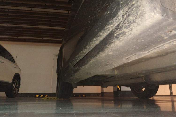 Used CHANGAN UNI-T 2020 1.5T Prestige Version Chassis Front Right