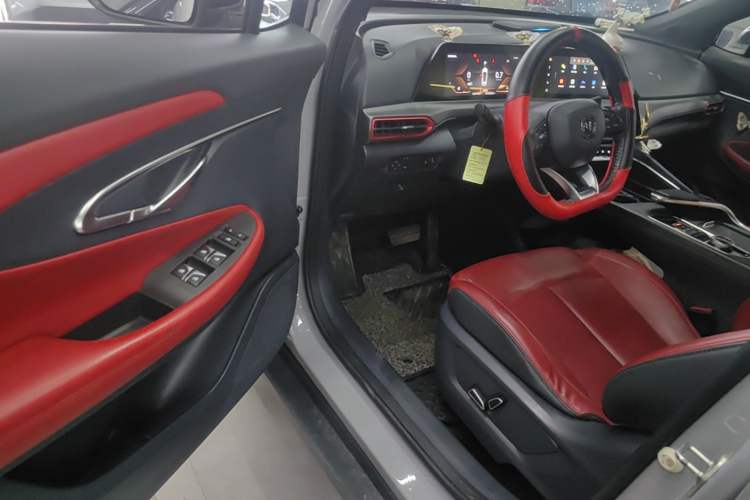 Used CHANGAN UNI-T 2020 1.5T Prestige Version Driver Seat
