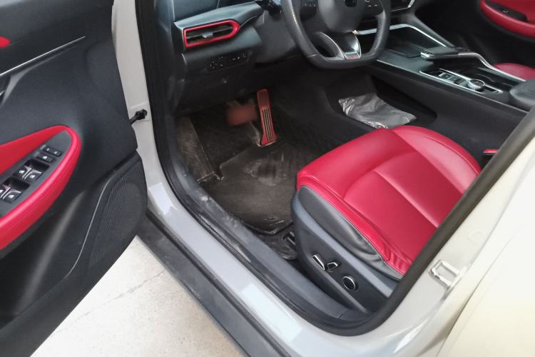 Used CHANGAN UNI-T 2020 1.5T Flagship Version Driver Seat
