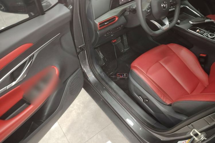 Used CHANGAN UNI-T 2020 1.5T Prestige Version Driver Seat