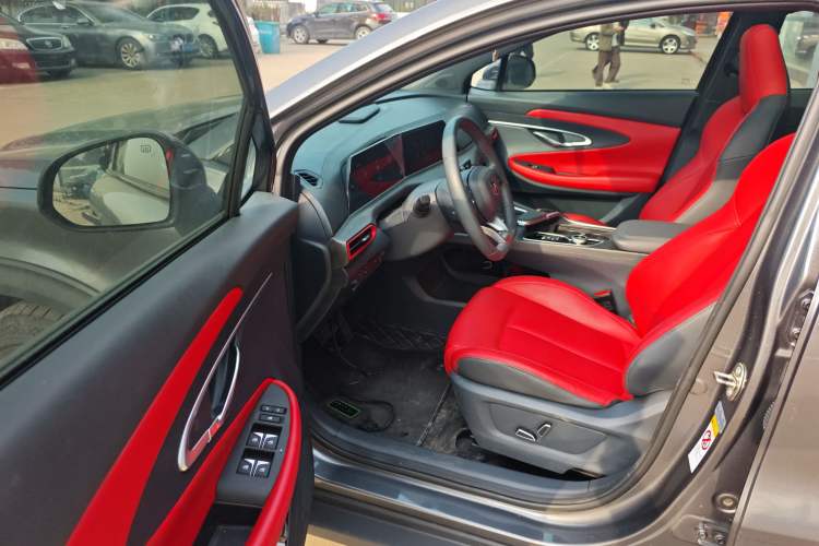 Used CHANGAN UNI-T 2020 1.5T Prestige Version Driver Seat