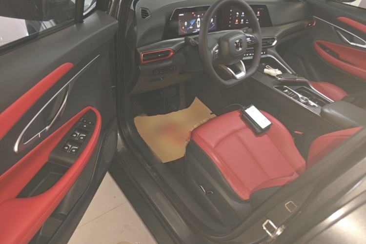 Used CHANGAN UNI-T 2020 1.5T Prestige Version Driver Seat