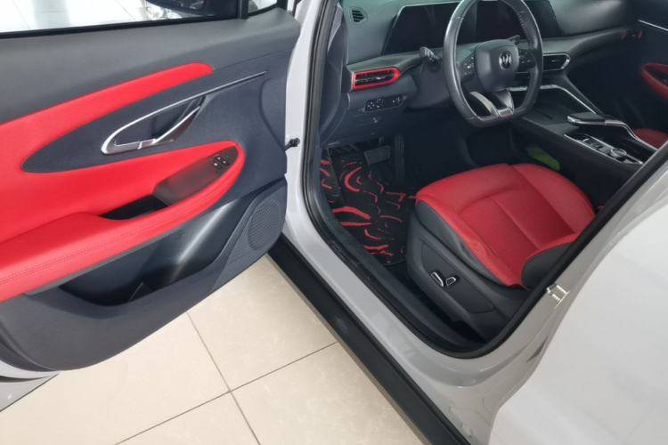 Used CHANGAN UNI-T 2020 1.5T Prestige Version Driver Seat