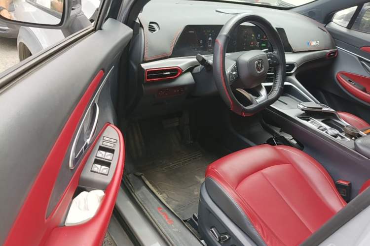 Used CHANGAN UNI-T 2020 1.5T Flagship Version Driver Seat