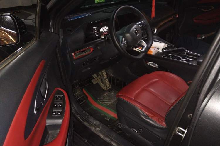 Used CHANGAN UNI-T 2020 1.5T Prestige Version Driver Seat