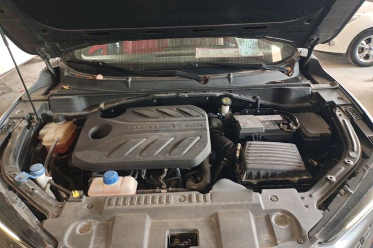 Used CHANGAN UNI-T 2020 1.5T Prestige Version Engine Bay