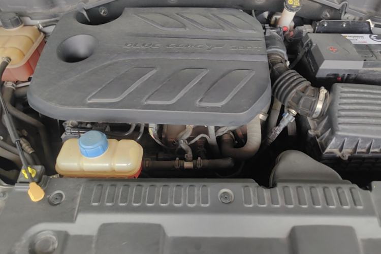 Used CHANGAN UNI-T 2020 1.5T Prestige Version Engine Bay