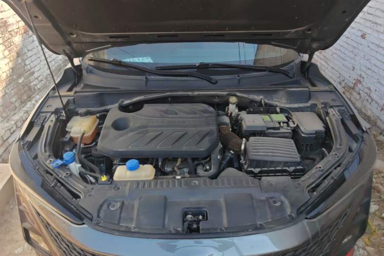 Used CHANGAN UNI-T 2020 1.5T Prestige Version Engine Bay