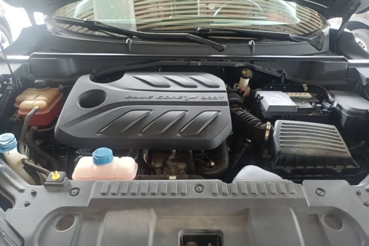 Used CHANGAN UNI-T 2020 1.5T Prestige Version Engine Bay