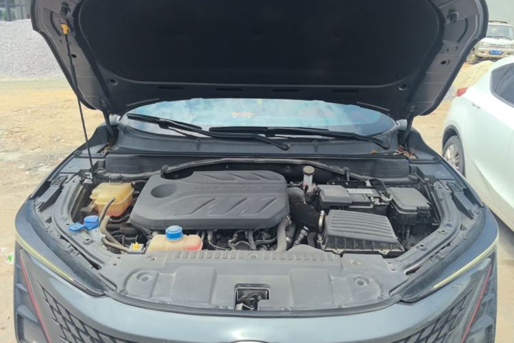 Used CHANGAN UNI-T 2020 1.5T Prestige Version Engine Bay