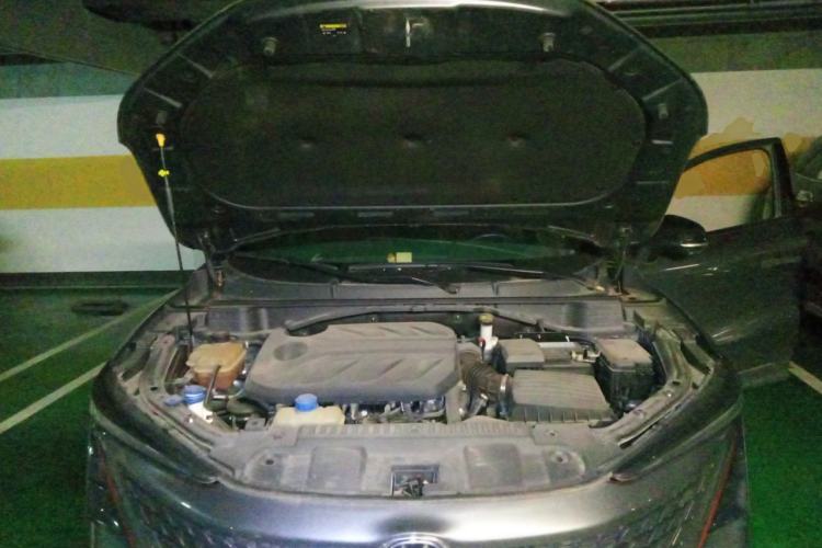 Used CHANGAN UNI-T 2020 1.5T Prestige Version Engine Bay