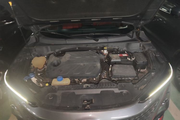 Used CHANGAN UNI-T 2020 1.5T Prestige Version Engine Bay
