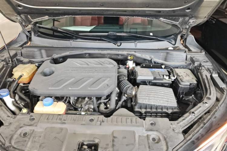 Used CHANGAN UNI-T 2020 1.5T Prestige Version Engine Bay