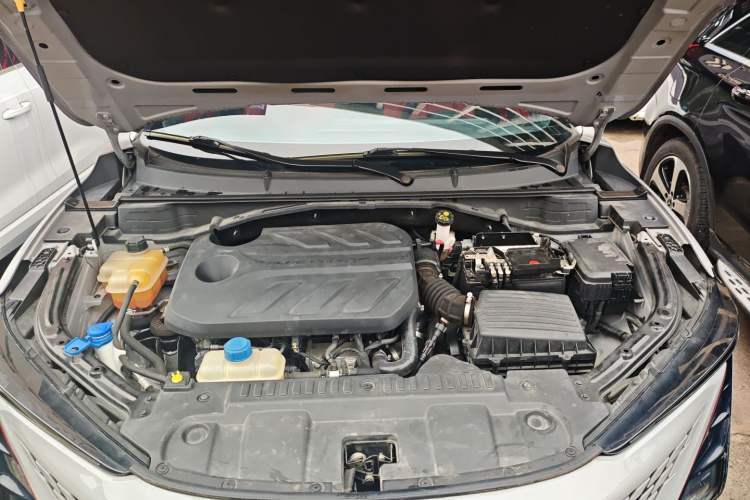Used CHANGAN UNI-T 2020 1.5T Prestige Version Engine Bay