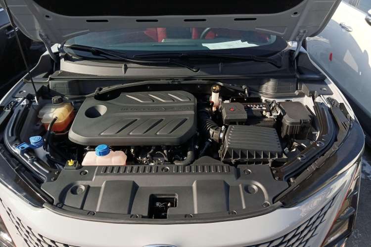 Used CHANGAN UNI-T 2020 1.5T Flagship Version Engine Bay