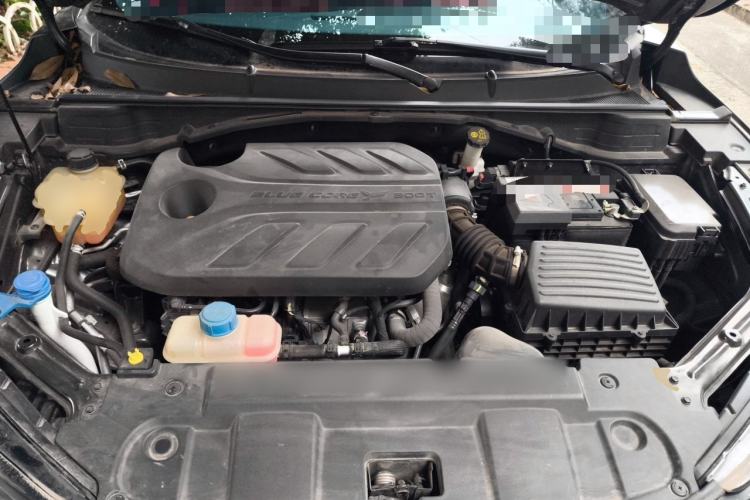 Used CHANGAN UNI-T 2020 1.5T Prestige Version Engine Bay