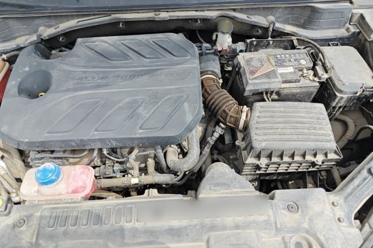 Used CHANGAN UNI-T 2020 1.5T Prestige Version Engine Bay