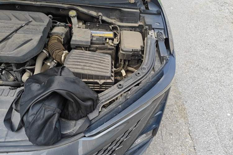 Used CHANGAN UNI-T 2020 1.5T Flagship Version Engine Bay Left