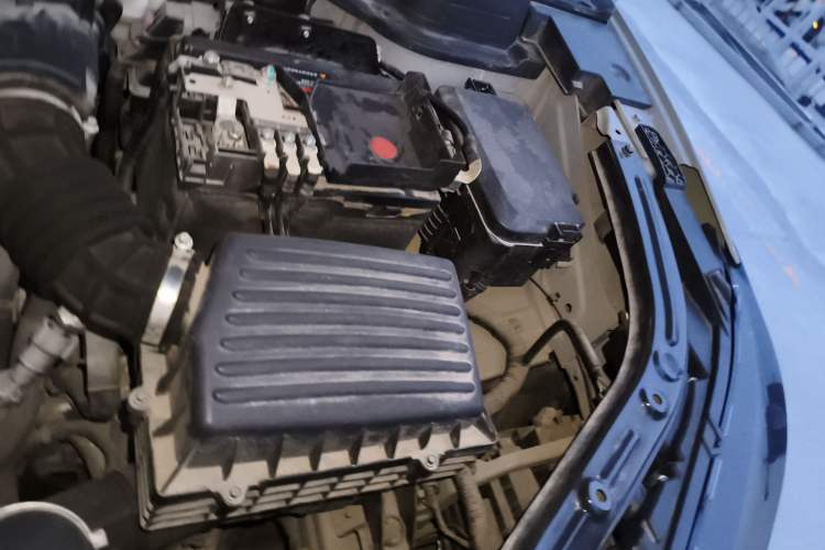 Used CHANGAN UNI-T 2020 1.5T Flagship Version Engine Bay Left