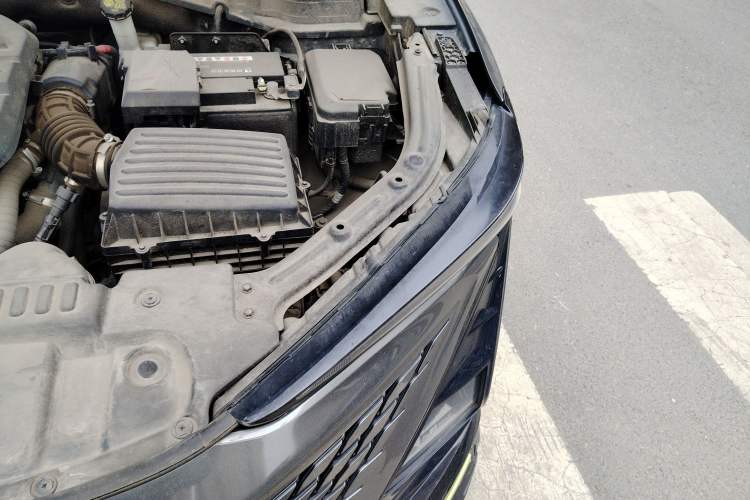 Used CHANGAN UNI-T 2020 1.5T Flagship Version Engine Bay Left