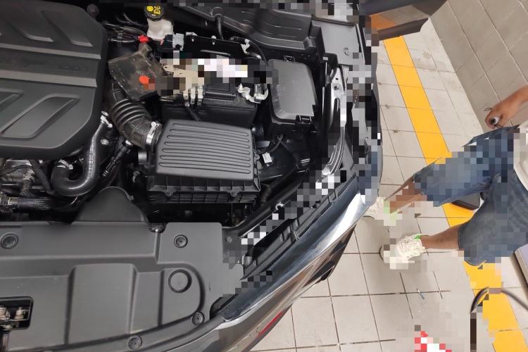 Used CHANGAN UNI-T 2020 1.5T Flagship Version Engine Bay Left