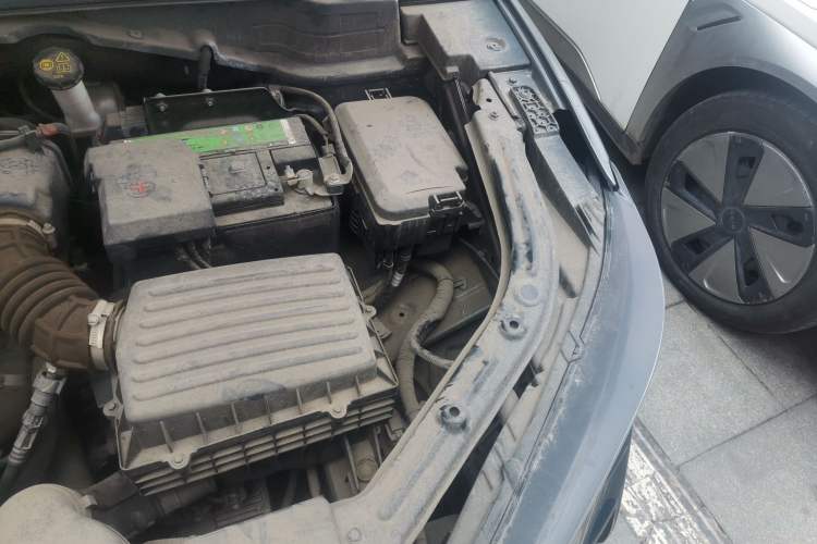 Used CHANGAN UNI-T 2020 1.5T Prestige Version Engine Bay Left