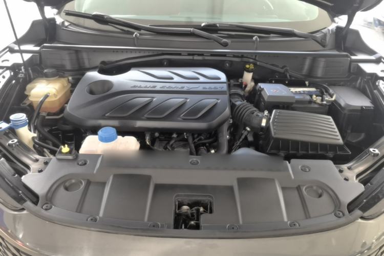 Used CHANGAN UNI-T 2020 1.5T Flagship Version Engine Bay