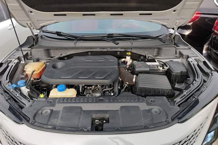 Used CHANGAN UNI-T 2020 1.5T Flagship Version Engine Bay