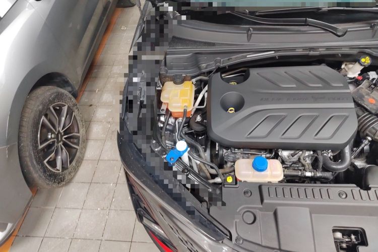 Used CHANGAN UNI-T 2020 1.5T Flagship Version Engine Bay Right