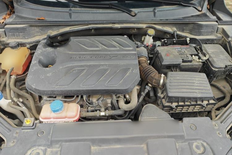 Used CHANGAN UNI-T 2020 1.5T Prestige Version Engine Bay