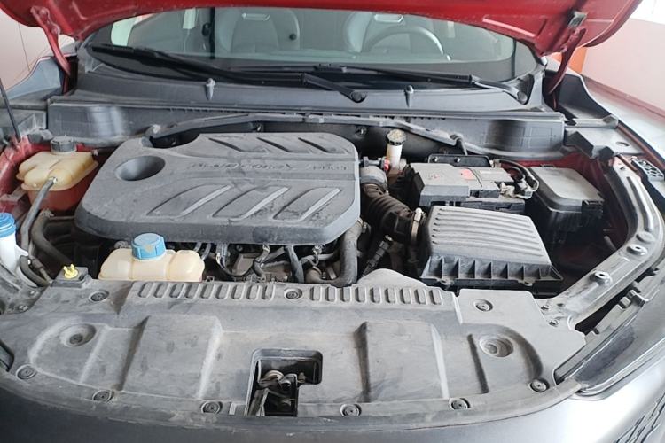 Used CHANGAN UNI-T 2020 1.5T Prestige Version Engine Bay